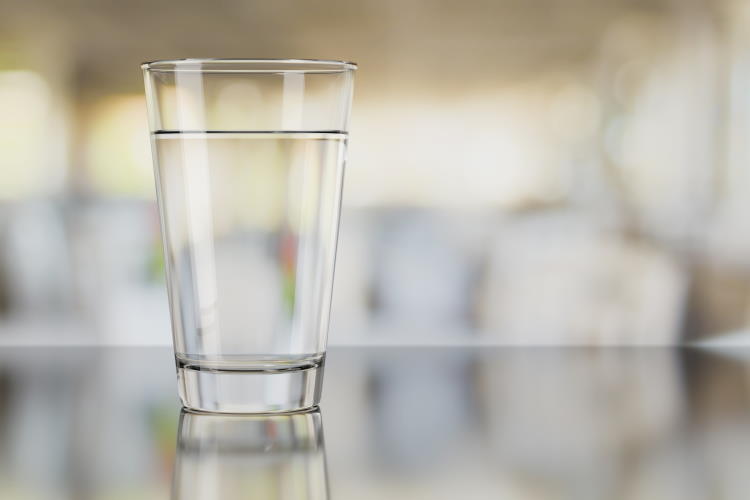 reverse osmosis water in a glass